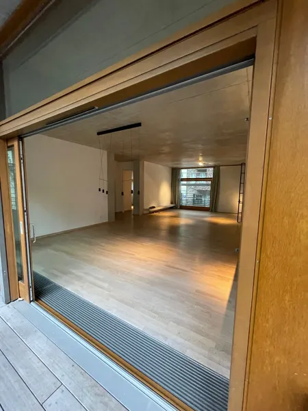 Raumblick: Leben in modernem Designer- Loft — photo 1